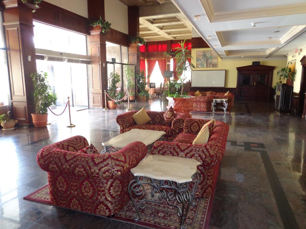 Bahrain Carlton Hotel Манама Экстерьер фото